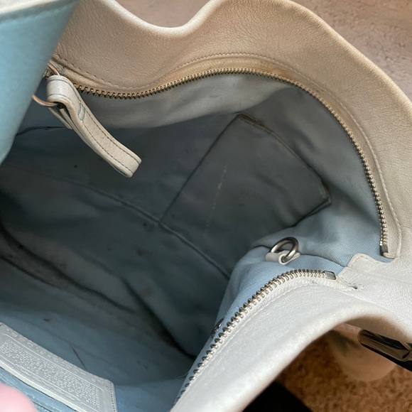 (RARE) polka dot Coach hobo shoulderbag - Picture 14 of 14